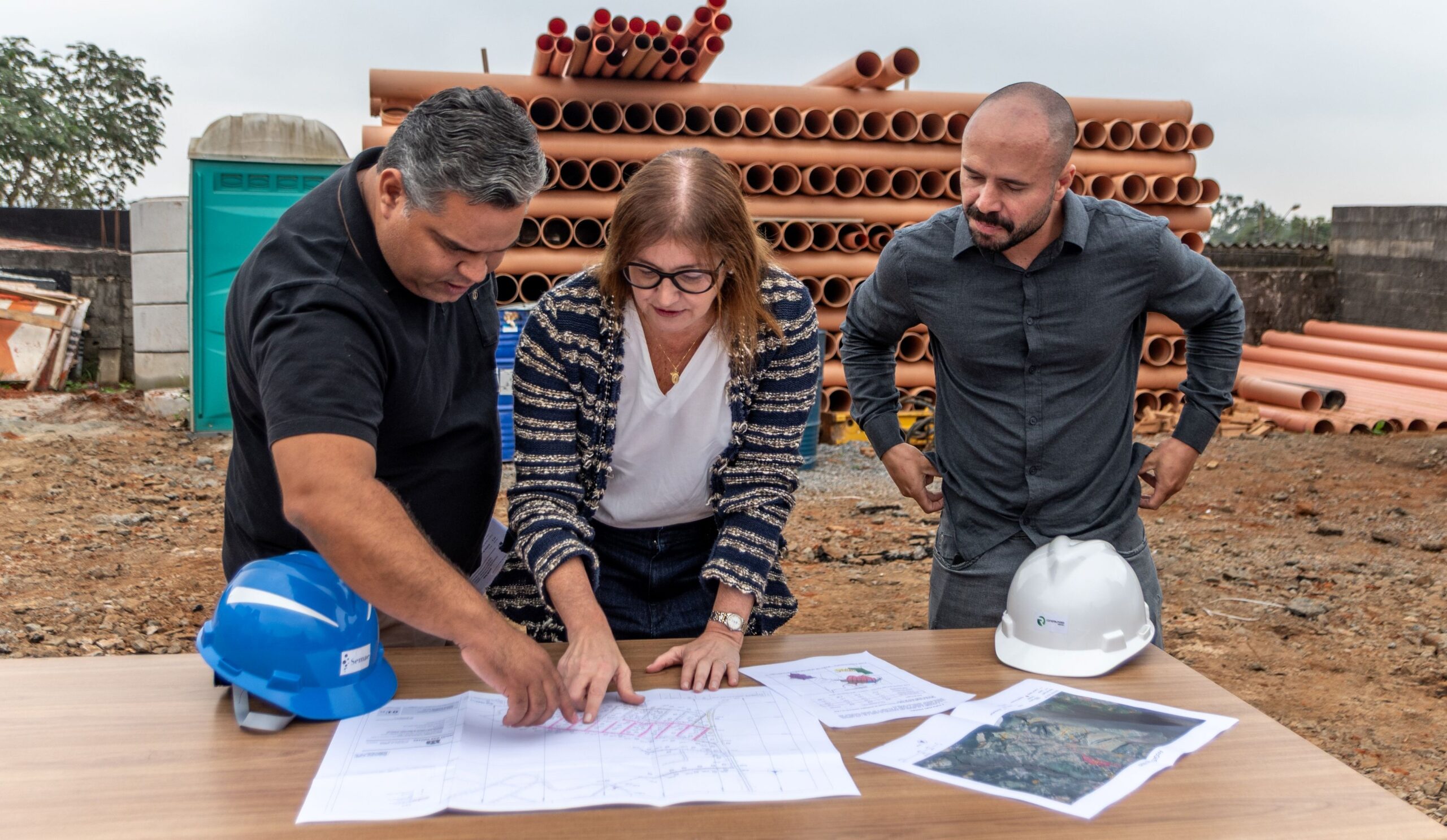 Prefeitura inicia obras de coleta e tratamento de esgoto em Jundiapeba; investimento é de R$ 12,2 milhões
