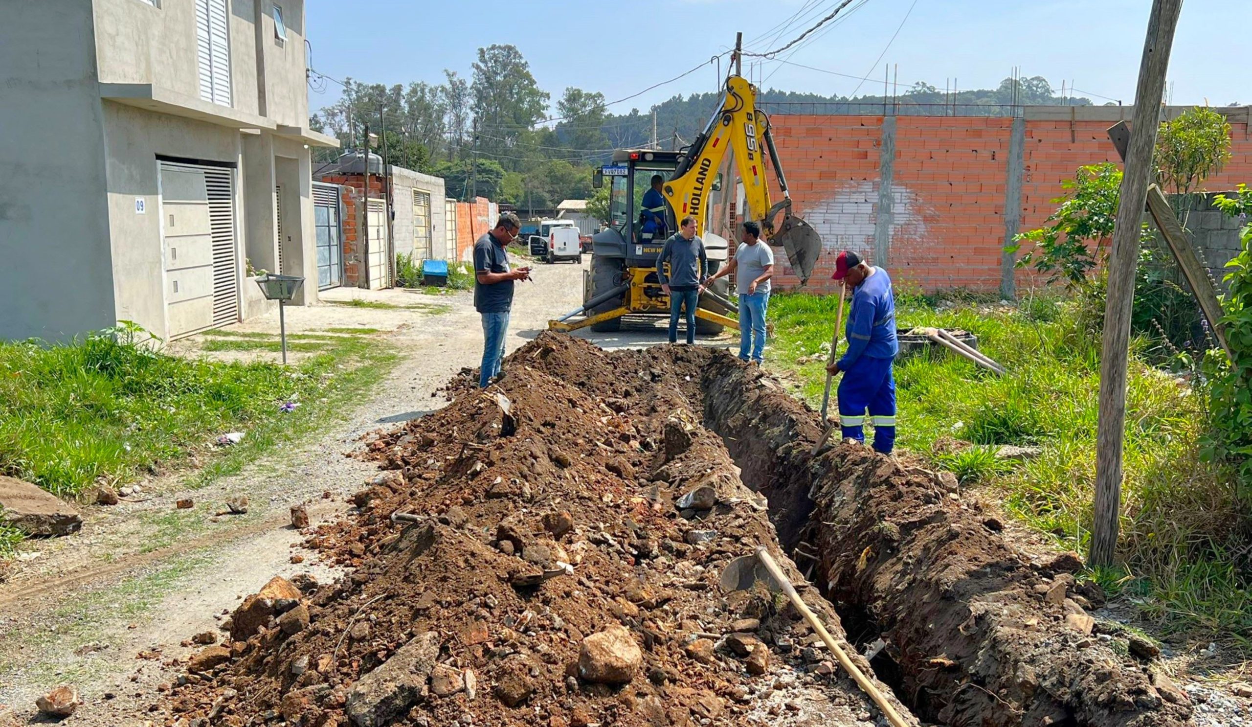 Semae e Serviços Urbanos realizam obras de abastecimento e drenagem em Jundiapeba