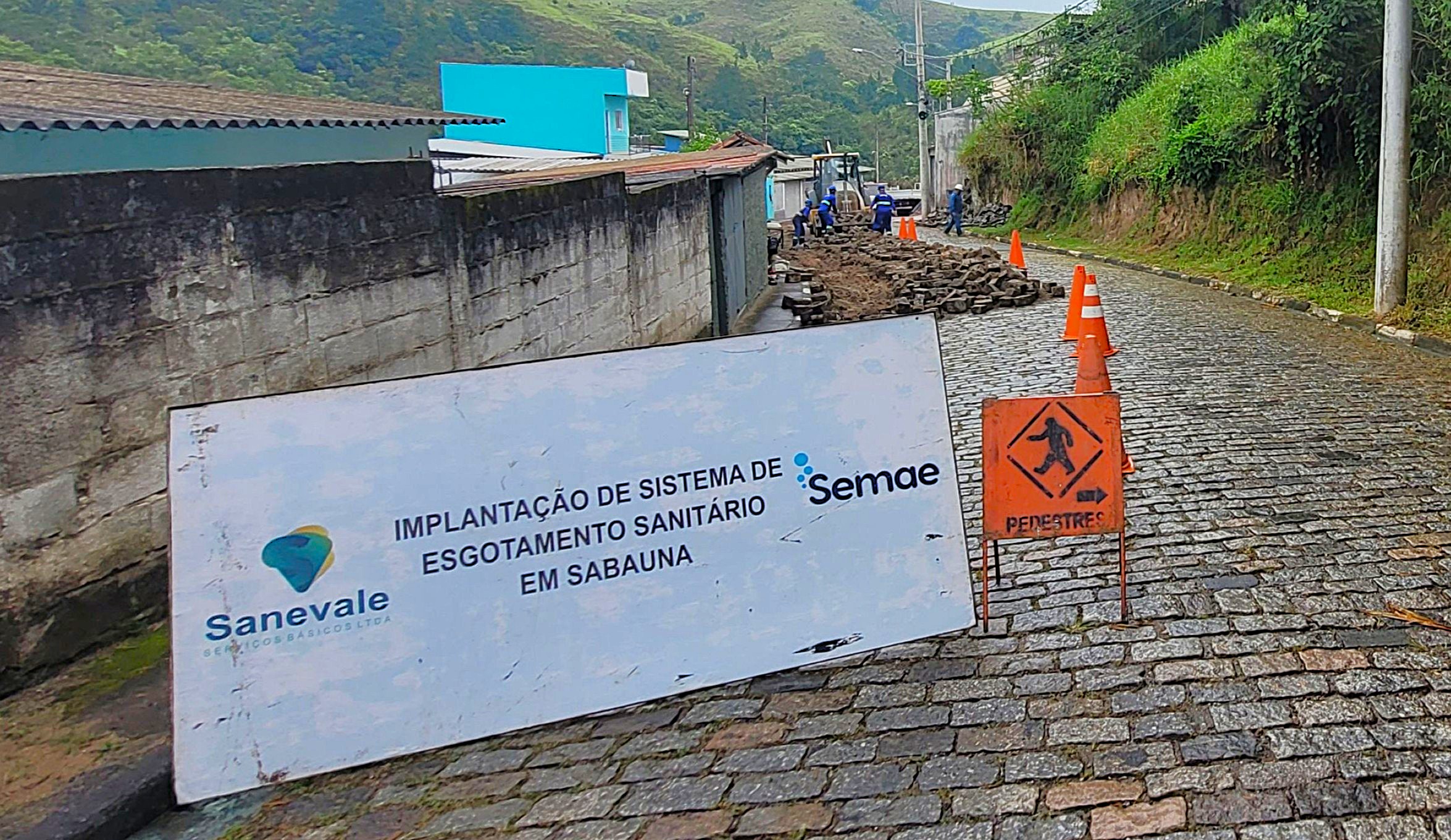 Trechos de ruas de Sabaúna serão interditadas para obras de coleta e tratamento de esgoto